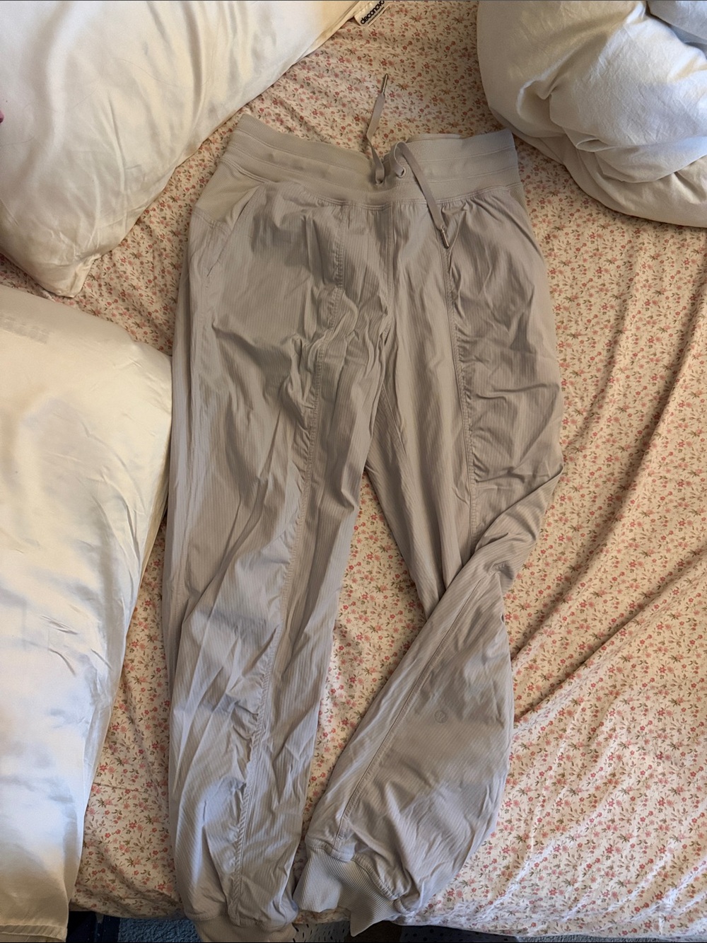 Lululemon joggers